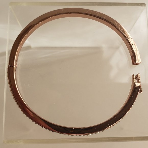 Kate  Spade "Ring It Up" Hinged Pave Bangle - Picture 5 of 8